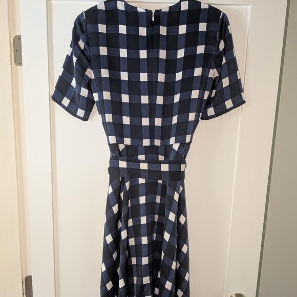 Banana Republic Navy Gingham Handkerchief Hem Dress – Size 2 - Picture 4 of 7